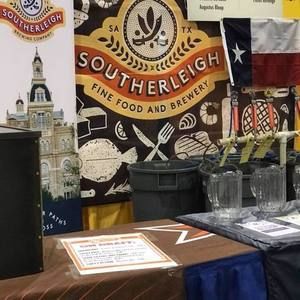 Meet your Posher, Les